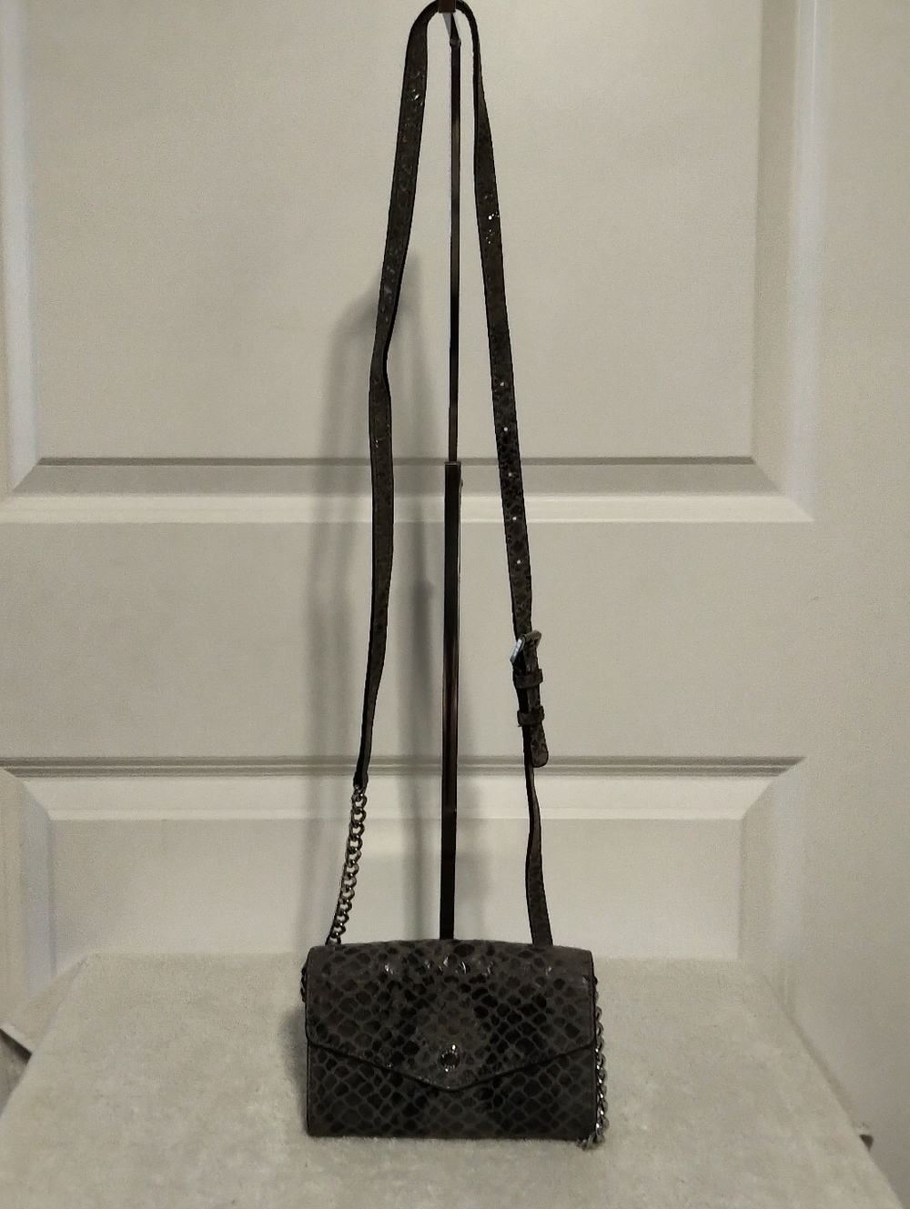 Michael Kors Sleek Textured Crossbody Bag with Chain Strap